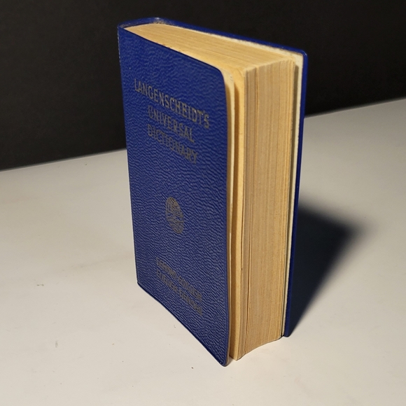 Dictionary German To English English To German 1961 18th Edition - Picture 2 of 8